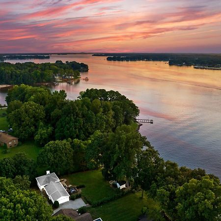 Lakefront Living Mooresville Luaran gambar